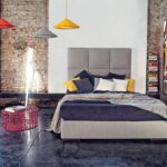 Łóżko tapicerowane z wysokim zagłówkiem i pojemnikiem FLOW 140x200