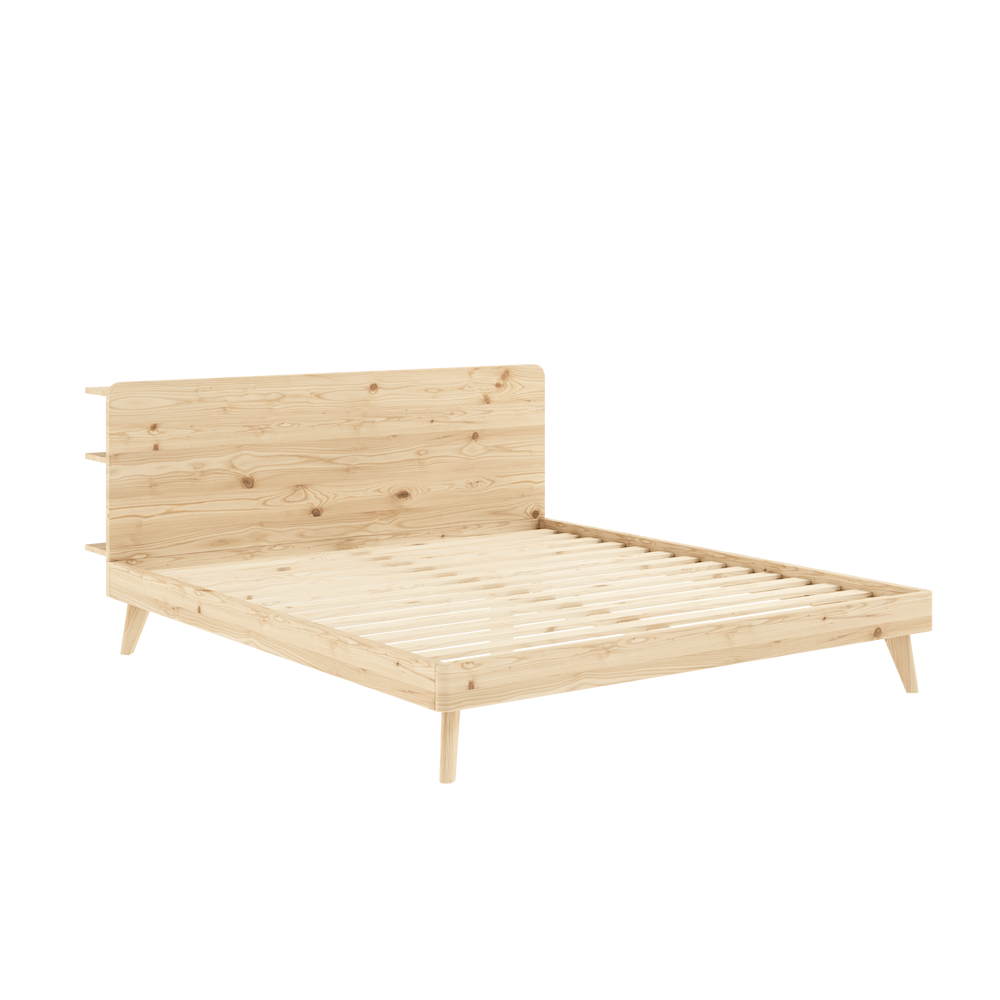Karupdesign_retreatbed_433101180200_pine_clearlacquered_packshot_1 Łóżko RETREAT natur 180x200 - obrazek 1