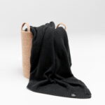 Pled PLECIONY LaManta grafitowy 130x160 cm - obrazek 6