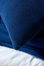 Poszewka Klasyczna Kwadratowa LaManta granatowa 50x50 cm - obrazek 3