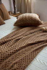 Pled Ozdobny LaManta Karmelowy 130x160 cm - obrazek 7