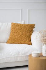 Poszewka Brytyjska Kwadratowa LaManta musztardowa 50x50 cm