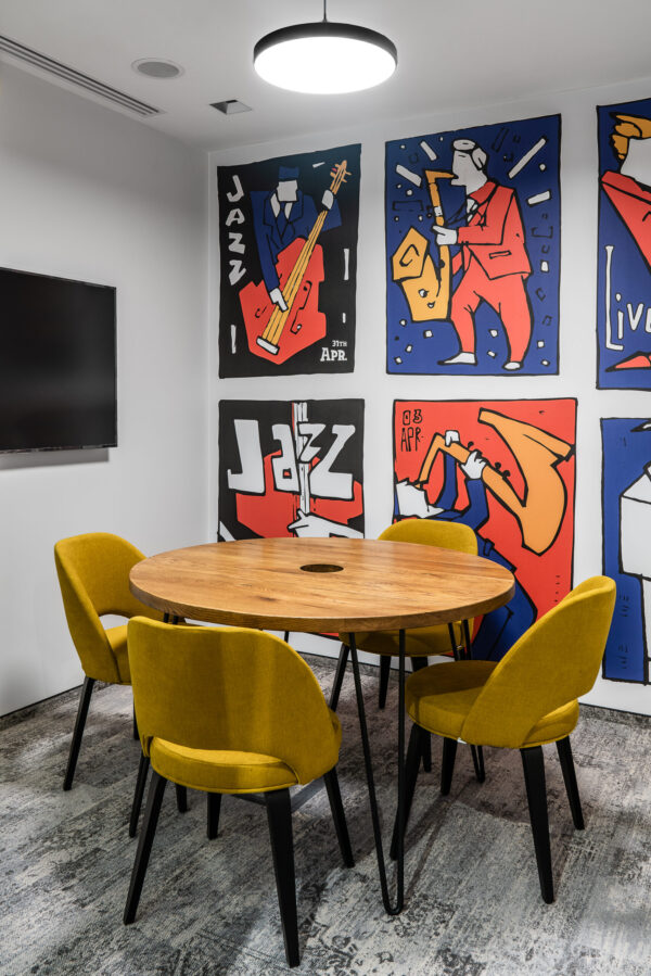 Krzesło bukowe tapicerowane TOBI - obrazek 5