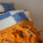 Koc bawełniany SOFT (kratka niebiesko-biała) HopDesign - obrazek 4