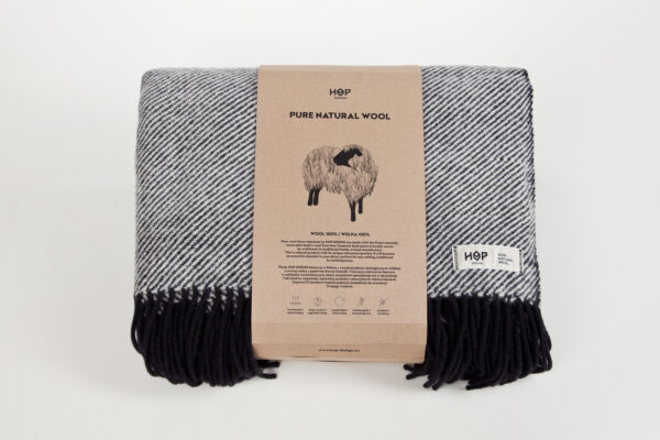 Koc wełniany HopDesign – RURU (black) - obrazek 1
