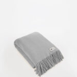 Koc wełniany YETI (jasny szary) HopDesign