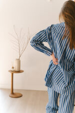 Dębowy, oryginalny stolik boczny Hoya - obrazek 2