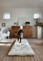 Futon BAWEŁNIANY NATURALNY dla dzieci - średniotwardy, niesprężysty