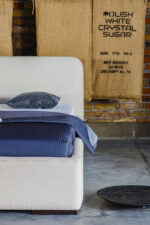 Delikatne, ponadczasowe łóżko BONITA - obrazek 3