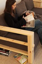 Tapicerowana nowoczesna sofa BARE z funkcją spania - obrazek 18