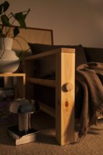 Tapicerowana nowoczesna sofa BARE z funkcją spania - obrazek 32