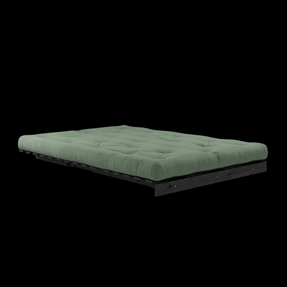 Karupdesign_roots_140_123402756140_pine_blacknight_cottonpolyester_olivegreen_packshot_3 Sofa ROOTS - obrazek 82