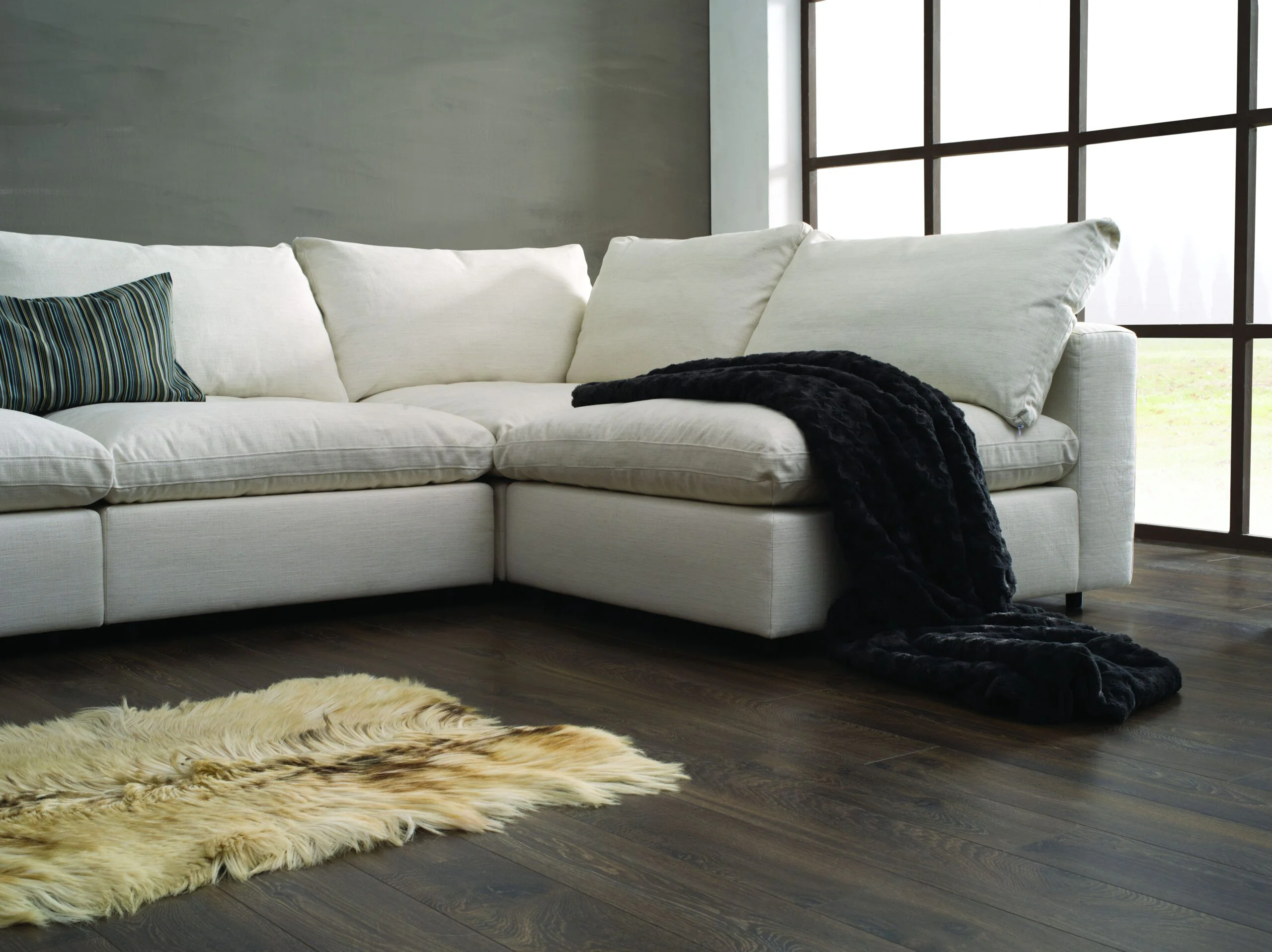 Komfortowa, głęboka sofa modułowa LAZY - do zobaczenia na ekspozycji salonu - obrazek 15