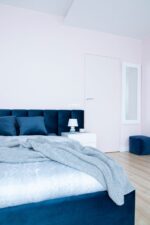 TURYN - łóżko z szerokim i niskim zagłówkiem - obrazek 4