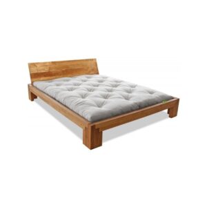 klasyczne łóżko drewniane