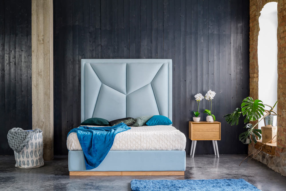 lozko-verti-01 VERTI - wyjątkowe, wysokie łóżko tapicerowane - obrazek 1