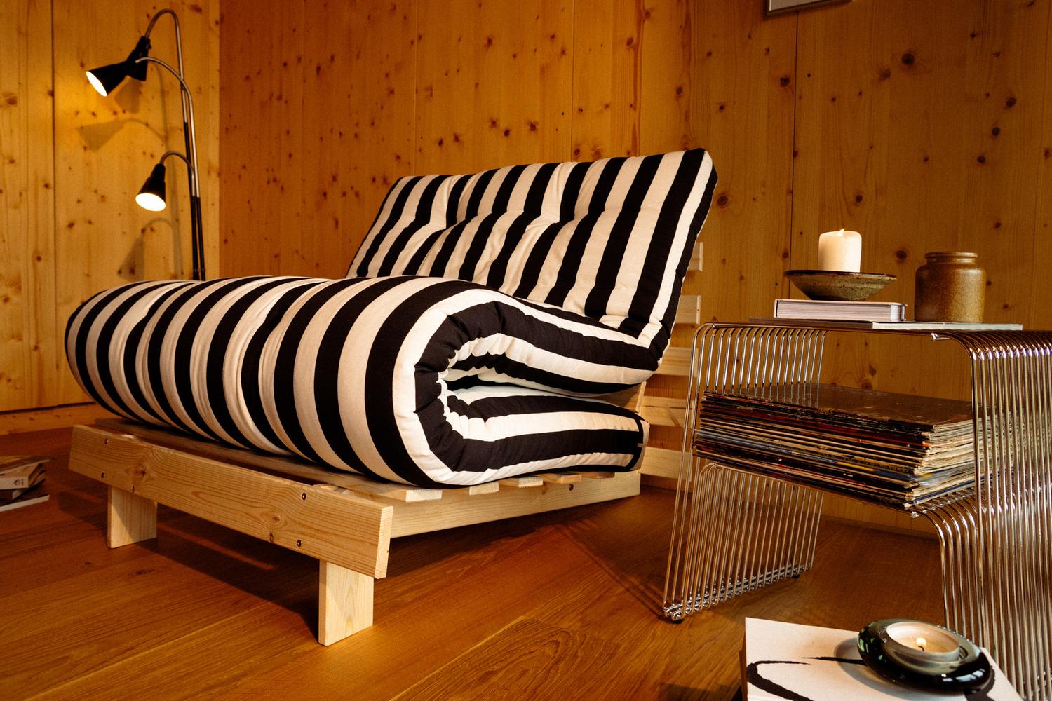 Karup_rootssofabed_123100420090_autumn2026_pine_raw_styleimage_cottonpolyester_black-white_4 Sofa ROOTS PASY- NOWOŚĆ - obrazek 38
